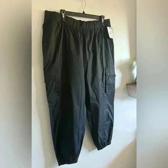 CHAMPION Women’s Cargo Pants, C Logo, 29" - NWT - Picture 4 of 12